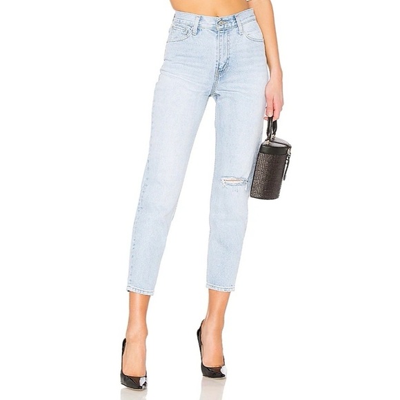 Levi's Denim - Levi’s High Rise Mom Jeans in Donna Martin 25